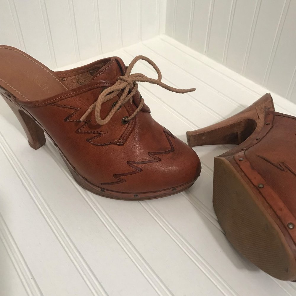 Vintage 70's QualiCraft Wooden Heel Platform Clogs - Picture 9 of 14